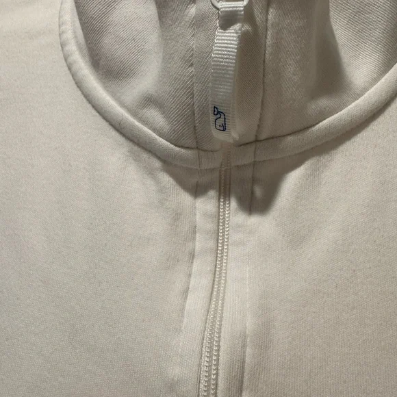 Vineyard Vines Women's white cotton pullover sweatshirt
Size XL - Picture 3 of 7